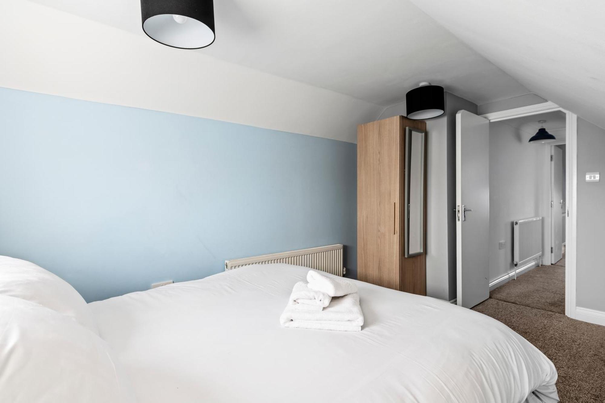Cosy 2 Bedroom Flat In East Ham, Close To Excel ลอนดอน ภายนอก รูปภาพ